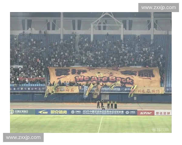 厦门足球联赛助推城市全民体育发展新格局探索与实践路径策略研究